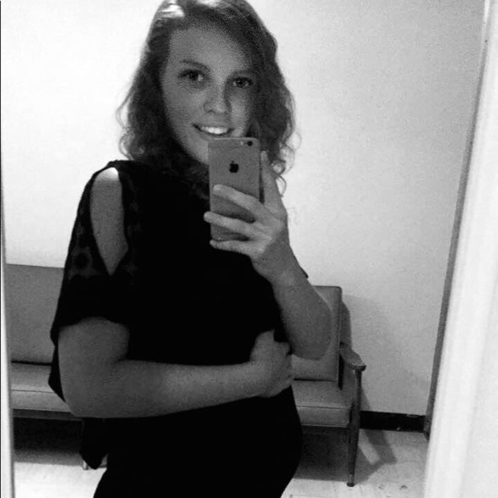 Meet your Posher, Stephanie